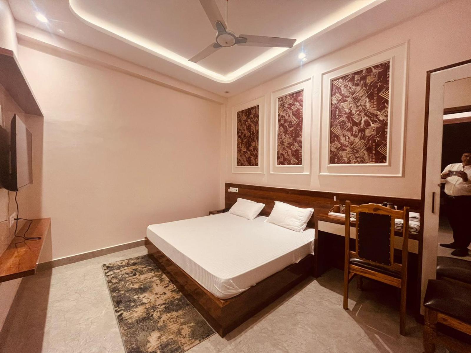 Hotel Ram Anandam Inn Faizābād 外观 照片